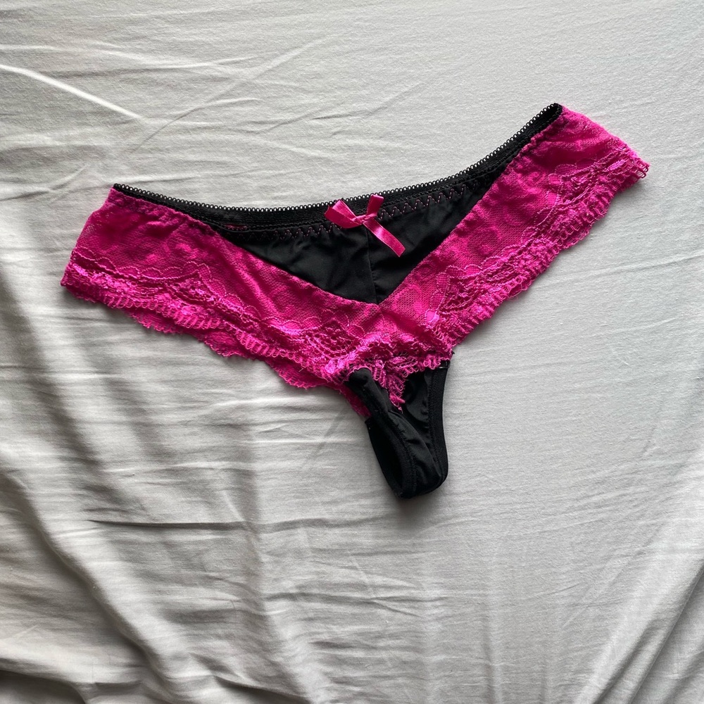 Black/ hot pink lace trim cotton thong panty